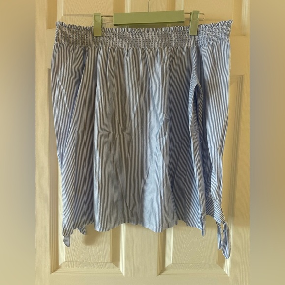LOFT Tops - Loft blouse • Womens medium